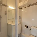 La Perle Montparnasse 2* פריז