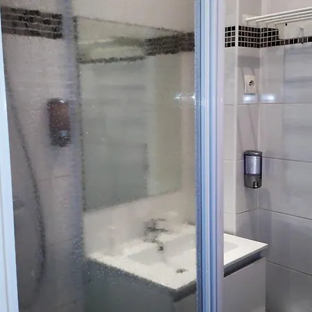 La Perle Montparnasse Hotel Parigi