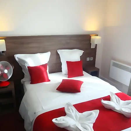 Hotel La Perle Montparnasse 2*