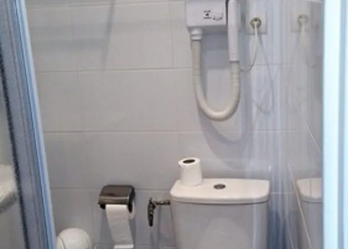 La Perle Montparnasse 2*