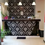 La Perle Montparnasse Hotel