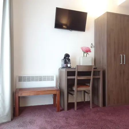 Hotel La Perle Montparnasse Paris
