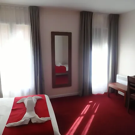 لا بيرل مونتبارناس فندق باريس