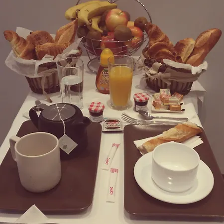 Hotel La Perle Montparnasse 2*