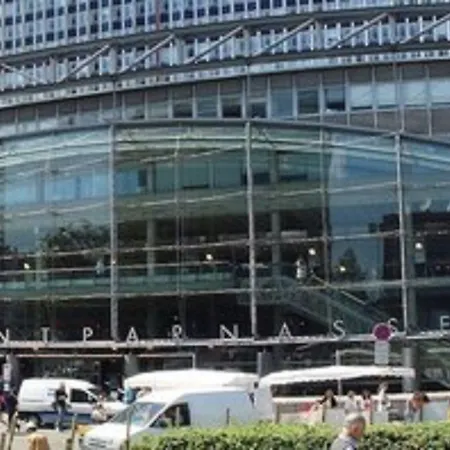La Perle Montparnasse Hotel