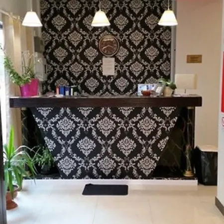 La Perle Montparnasse Hotel