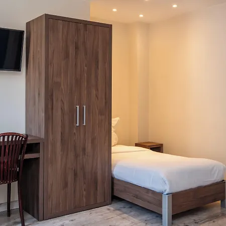 Hotel La Perle Montparnasse