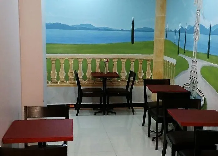 La Perle Montparnasse Hotel