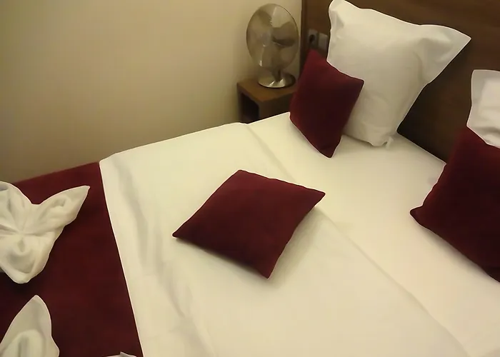 La Perle Montparnasse Hotel Parijs