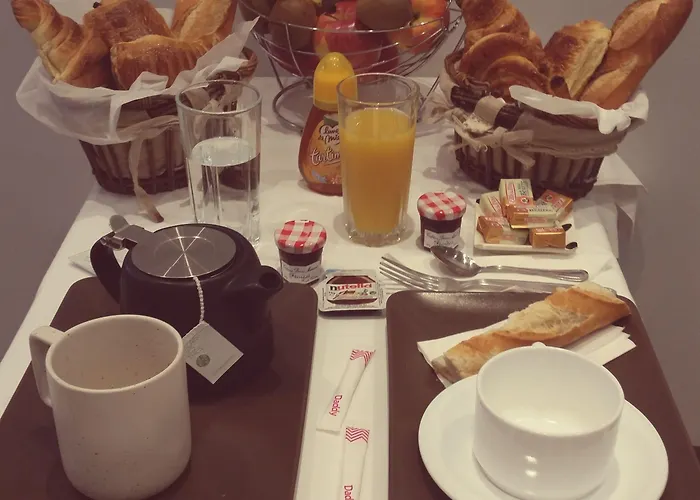 Hotel La Perle Montparnasse 2*