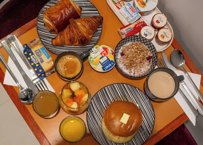 Hotel La Perle Montparnasse 2*