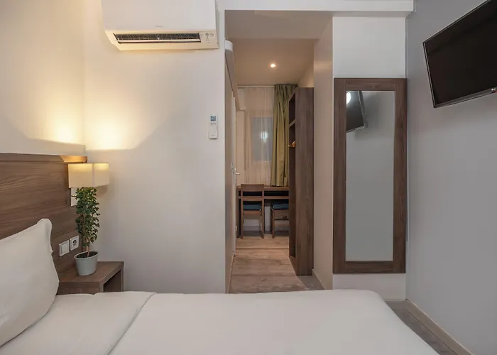 La Perle Montparnasse Hotel Parijs