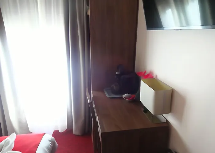Szálloda La Perle Montparnasse 2*