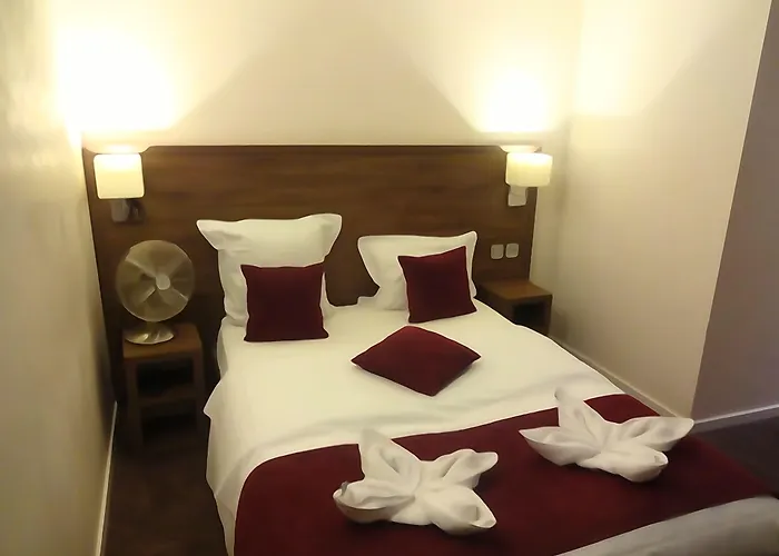 Szálloda La Perle Montparnasse 2*