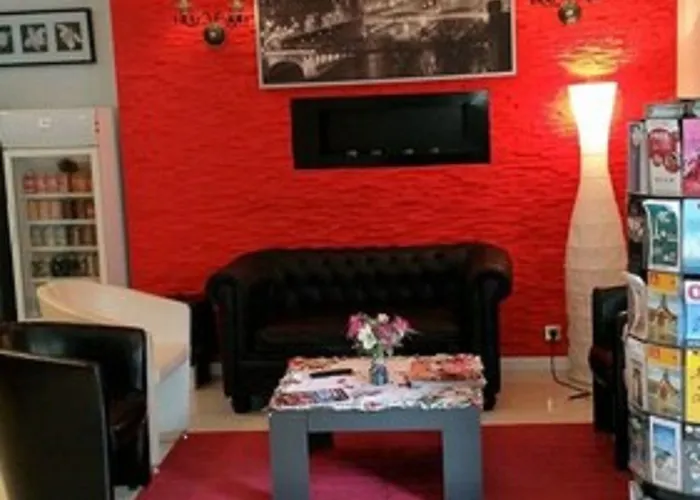 Szálloda La Perle Montparnasse 2*